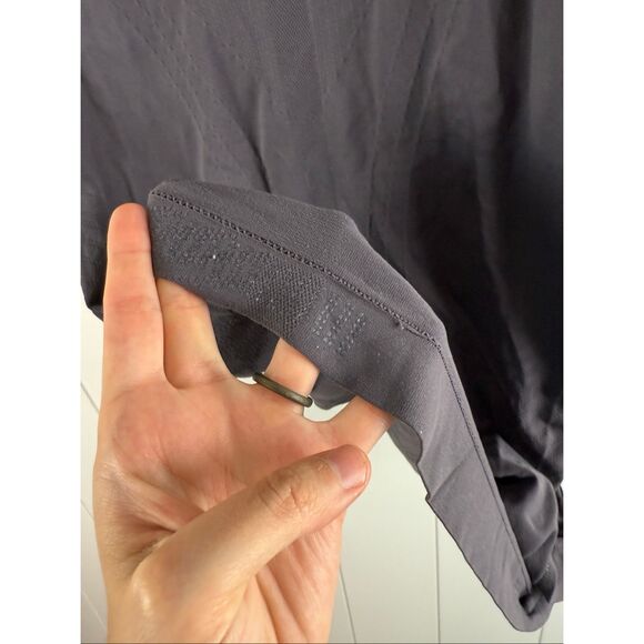 Athleta Momentum Tee Seamless Purple Gray Top Activewear Workout Size S - Picture 8 of 8